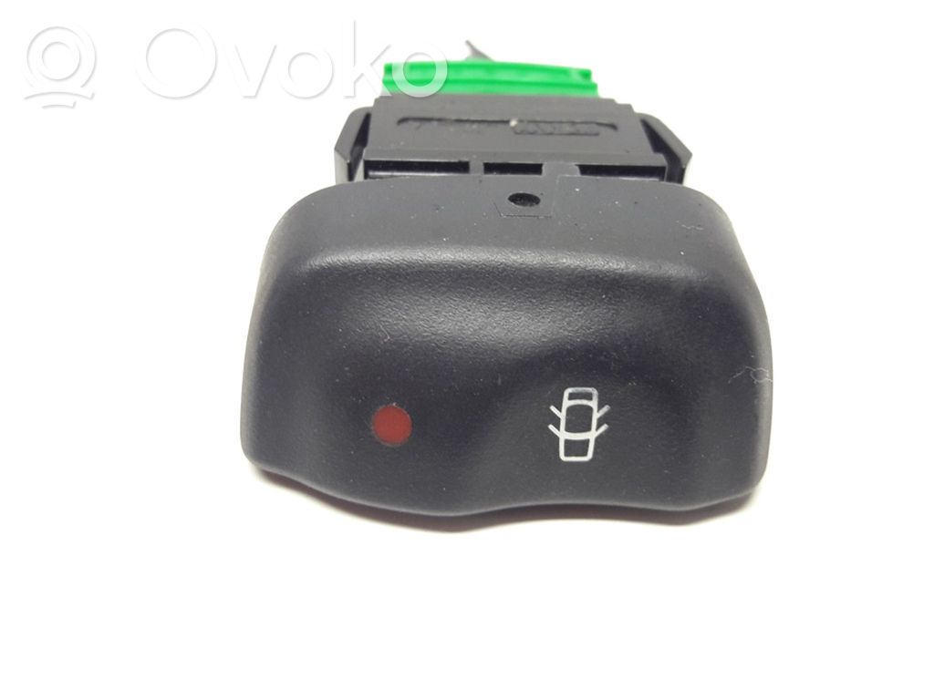 Renault Megane I Central locking switch button 