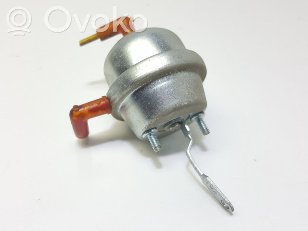 Ford Mondeo MK I Válvula de vacío 