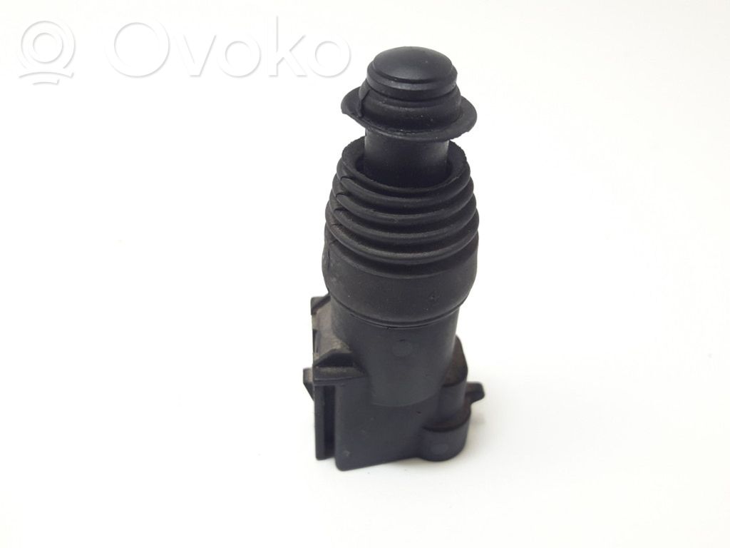 Opel Vectra B Bonnet alarm switch sensor 