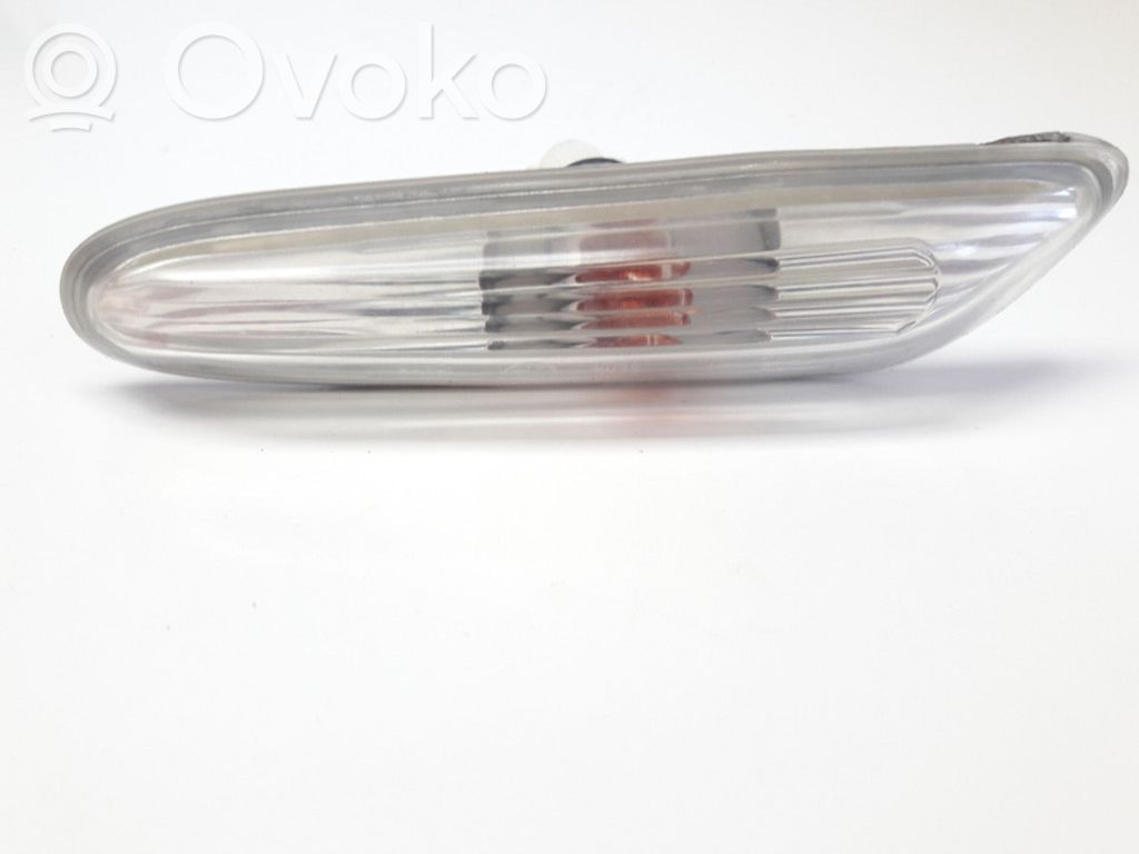 BMW 5 E60 E61 Front fender indicator light 