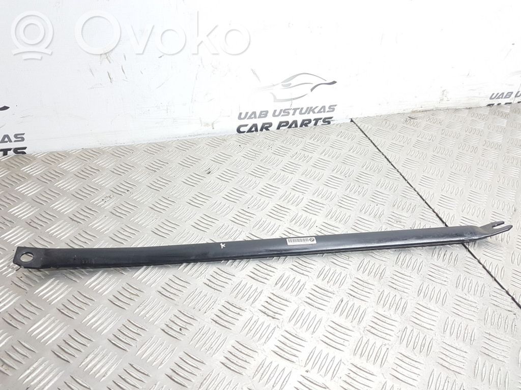 BMW 1 E81 E87 Other engine bay part 
