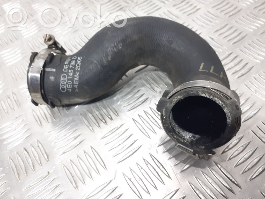 Audi A8 S8 D3 4E Engine coolant pipe/hose 