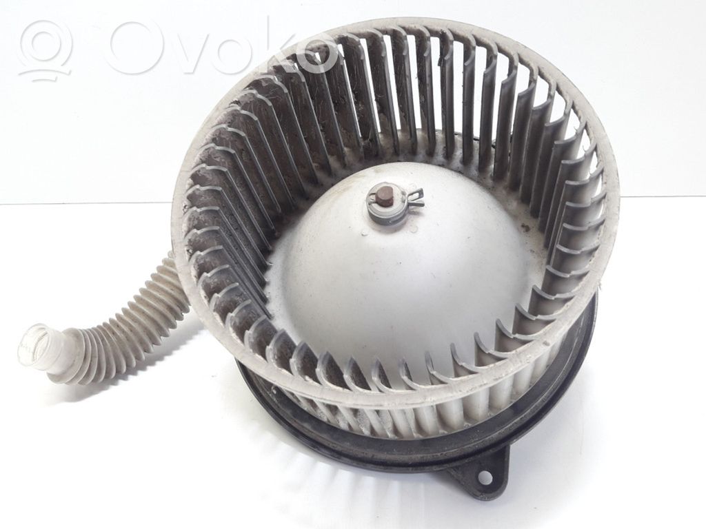 Mazā radiatora ventilators   8940000