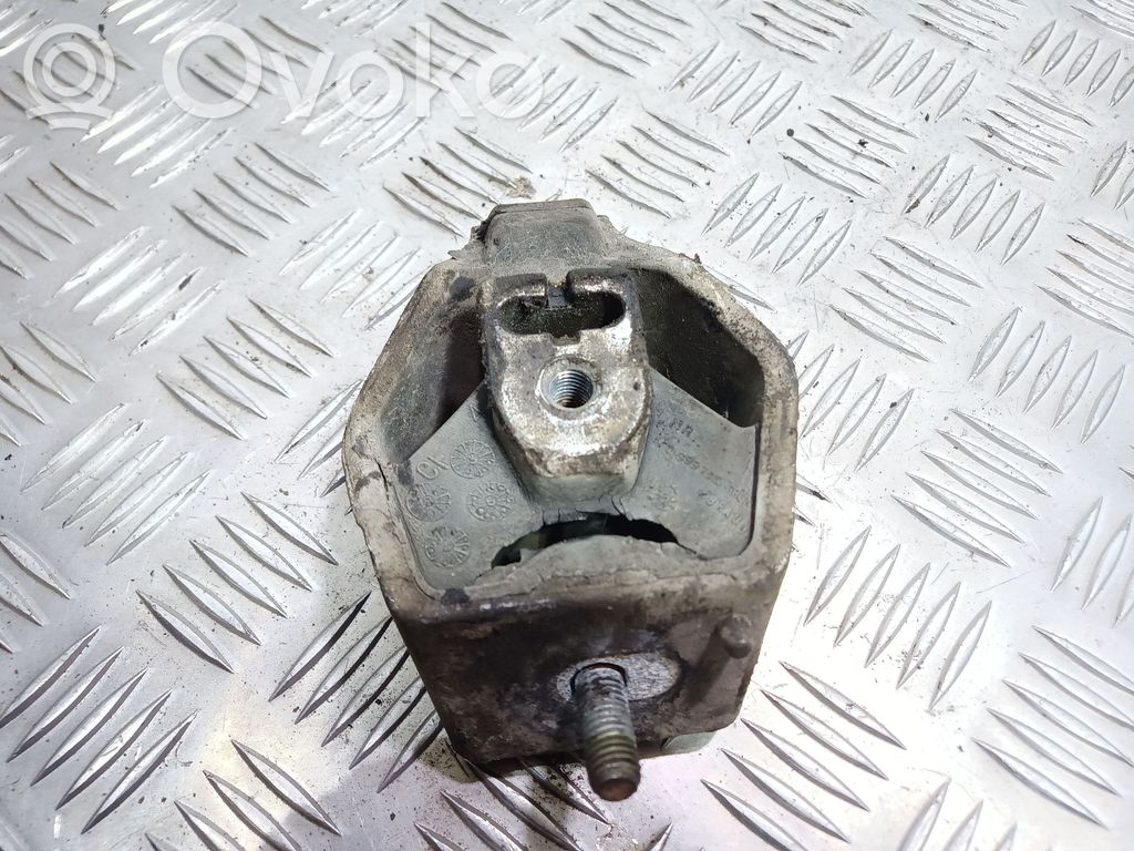Audi A6 S6 C4 4A Gearbox mount 