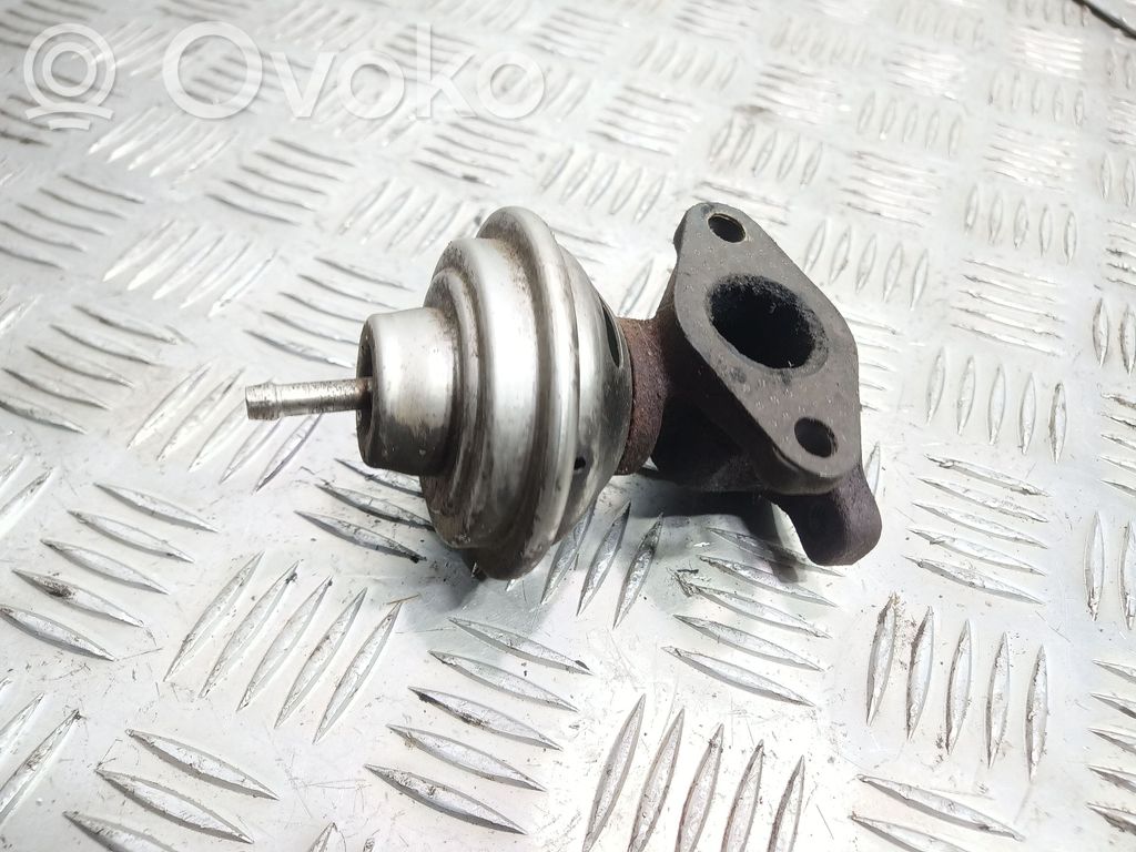 Volkswagen Golf III Válvula EGR 