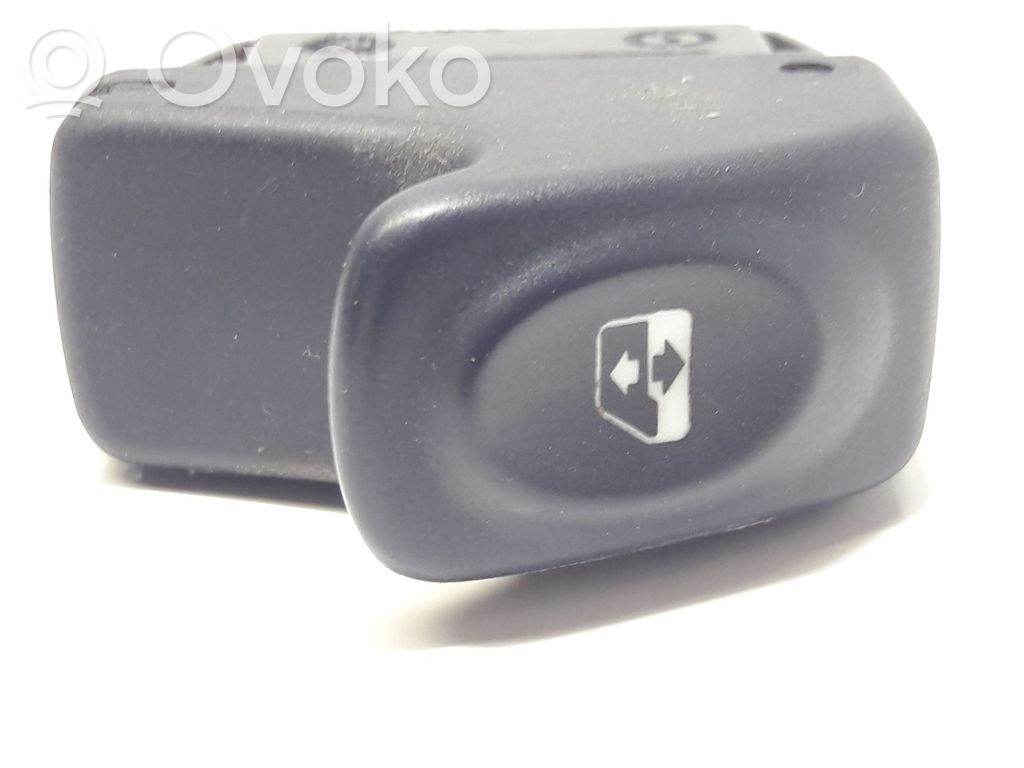 Renault Megane I Electric window control switch 