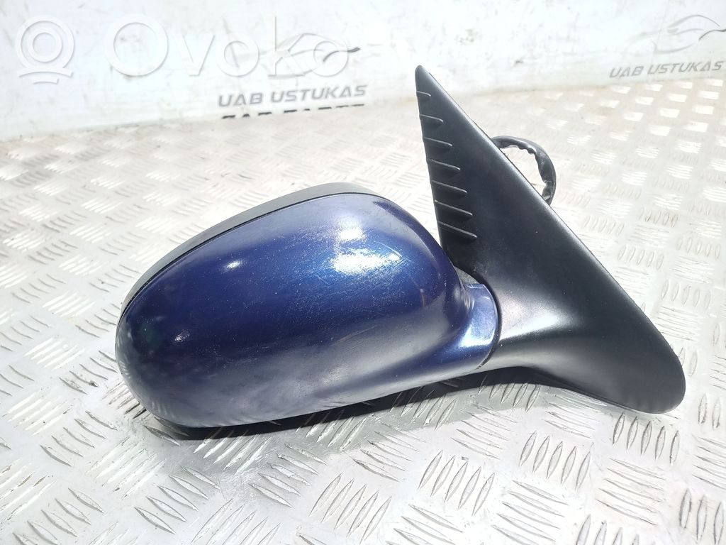 Peugeot 406 Front door electric wing mirror 