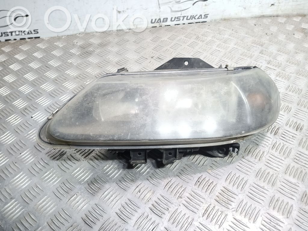 Renault Laguna I Headlight/headlamp 