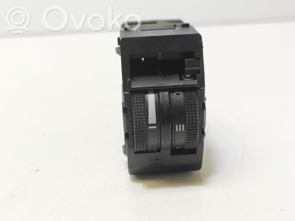 Audi A6 S6 C5 4B Headlight level height control switch 