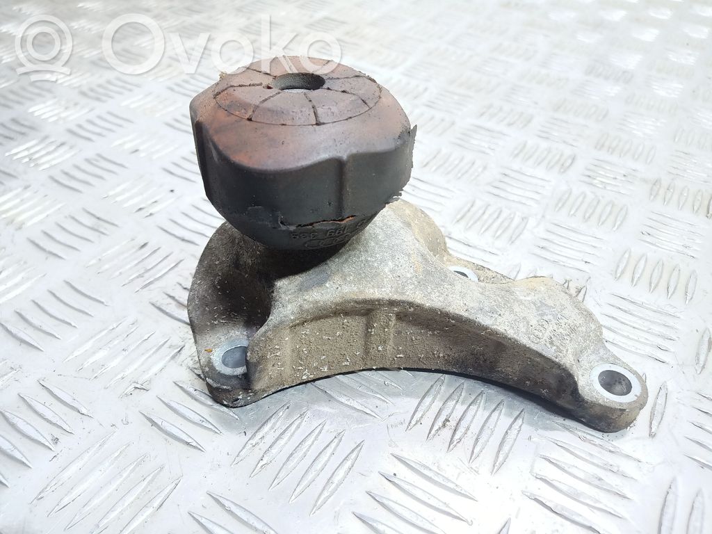 Audi A6 S6 C6 4F Engine mount bracket 