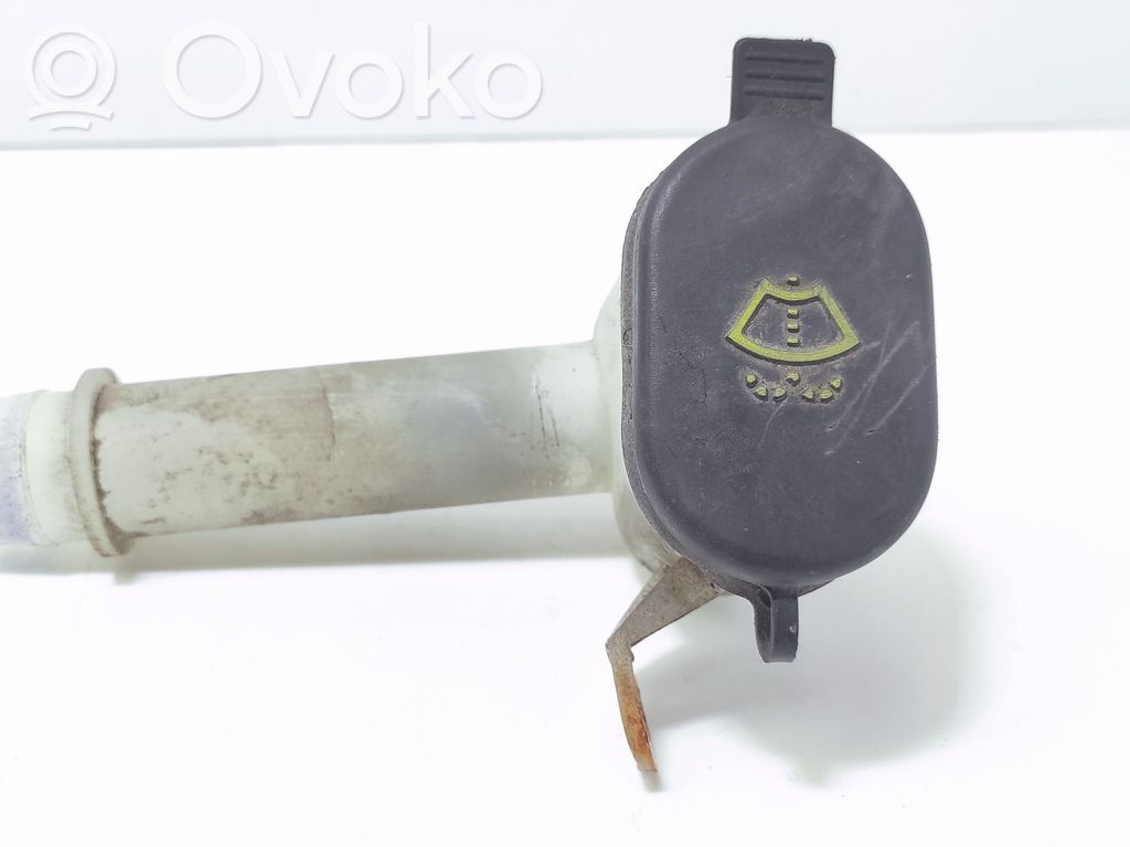 Ford Focus Rurka wlewu płynu do spryskiwaczy szyb 