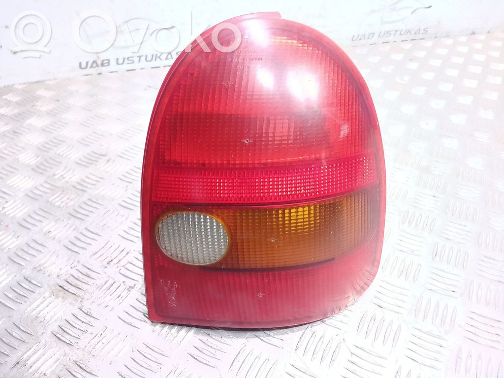 Opel Corsa B Galinis žibintas kėbule 
