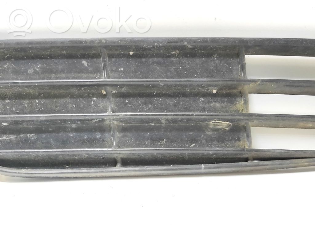 Audi 80 90 S2 B4 Front bumper upper radiator grill 
