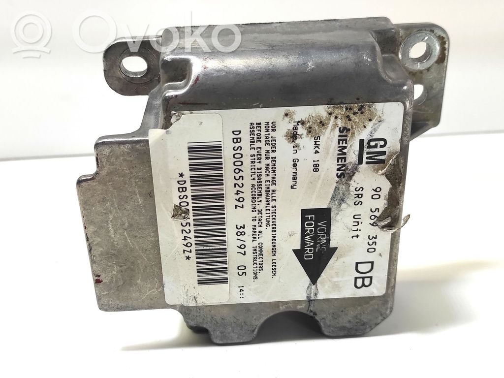 Opel Vectra B Airbag control unit/module 