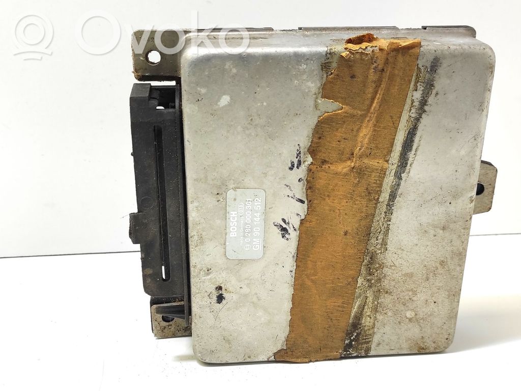 Opel Rekord E2 Engine control unit/module 