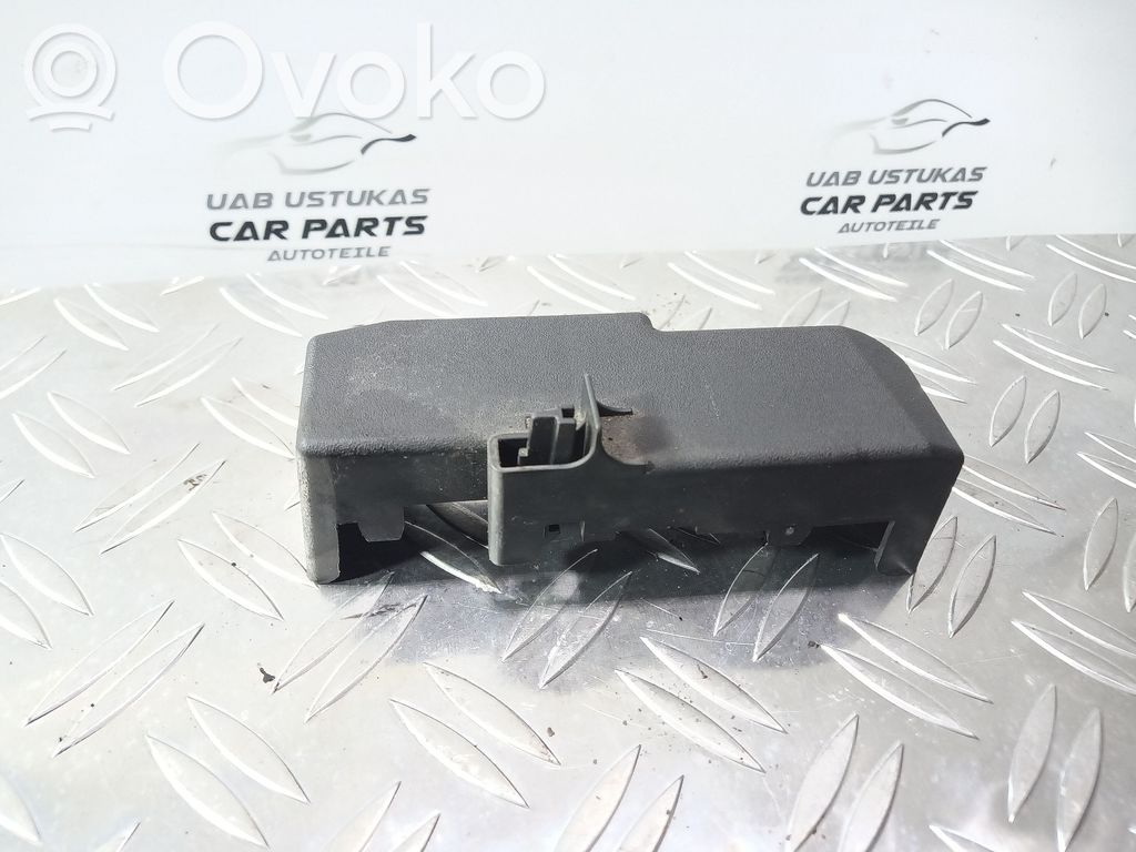 Opel Insignia A Fuse box cover 