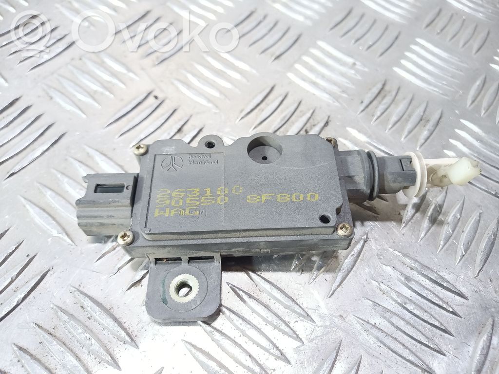 Nissan Primera Centrālās atslēgas motoriņš 