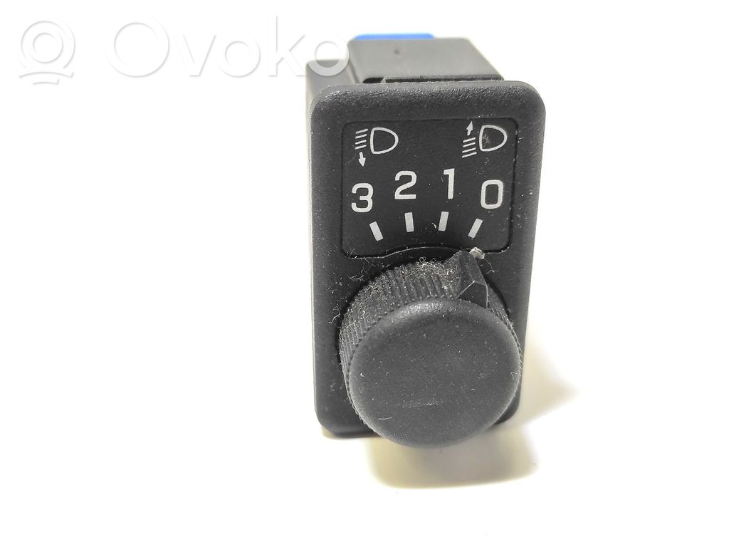 Nissan Primera Headlight level height control switch 