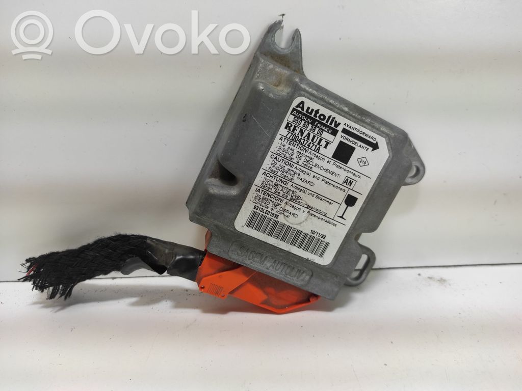 Renault Scenic I Airbag control unit/module 