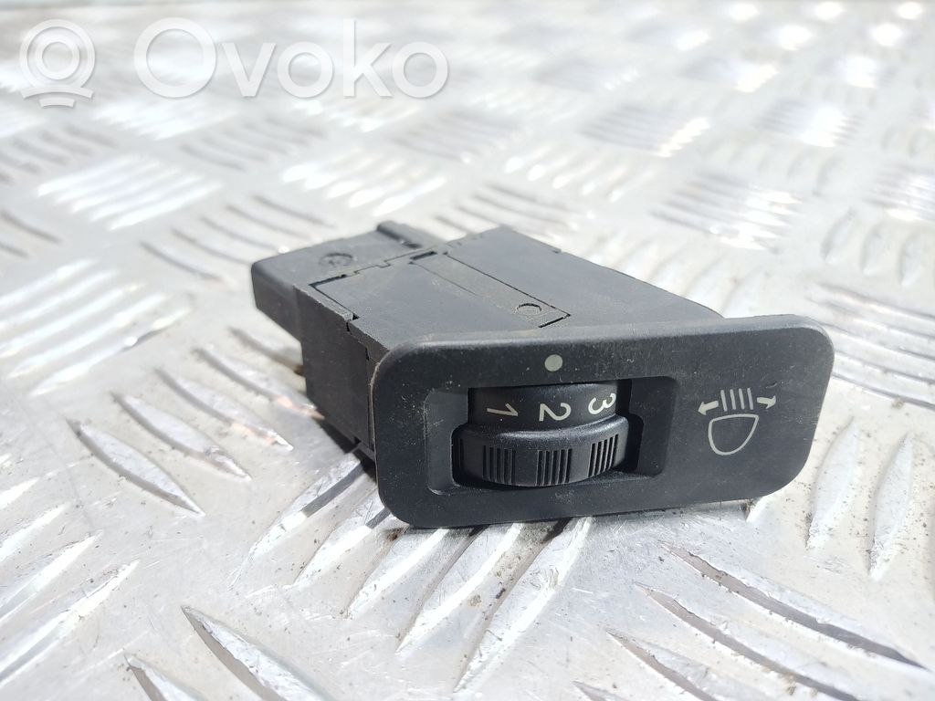 Headlight level height control switch   1925699
