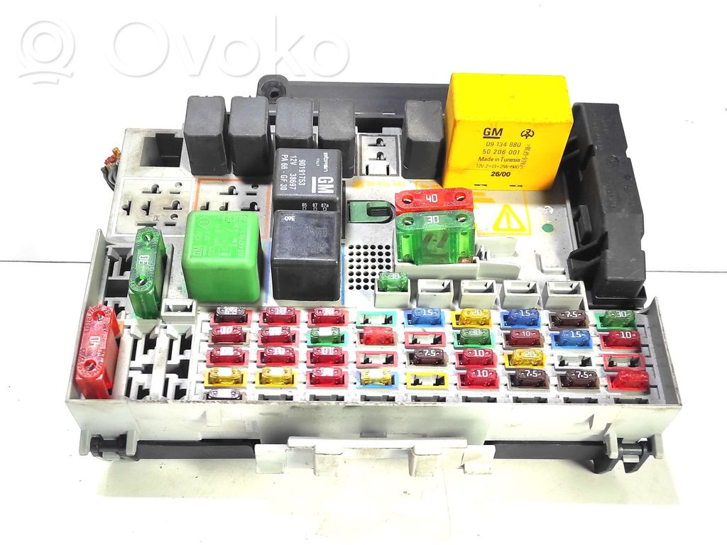Opel Astra G Módulo de fusible 