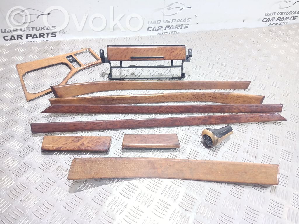 BMW 5 E39 Dashboard glove box trim 