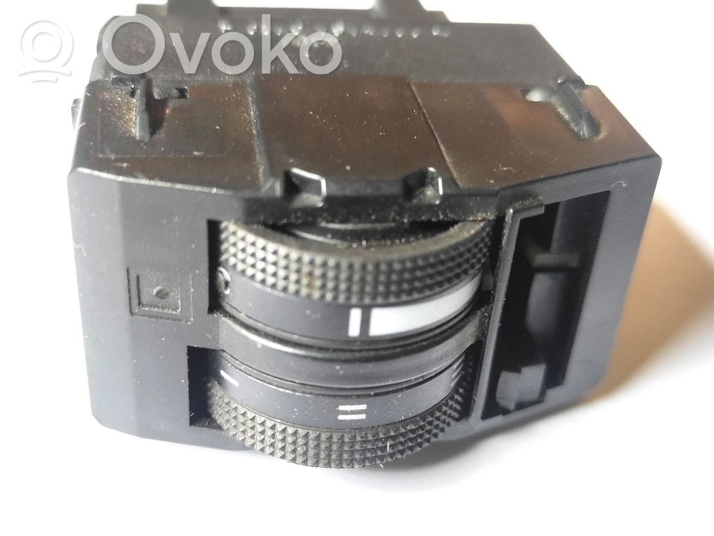 Audi A6 S6 C5 4B Headlight level height control switch 