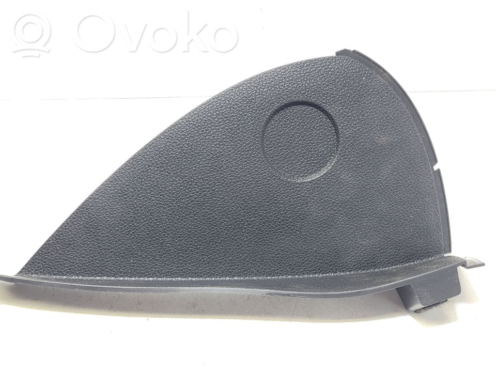 BMW 1 E81 E87 Dashboard side end trim 