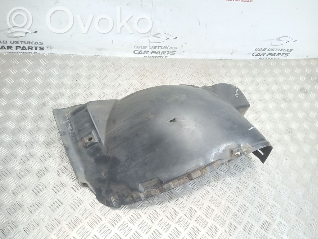 Opel Astra J Nadkole przednie 