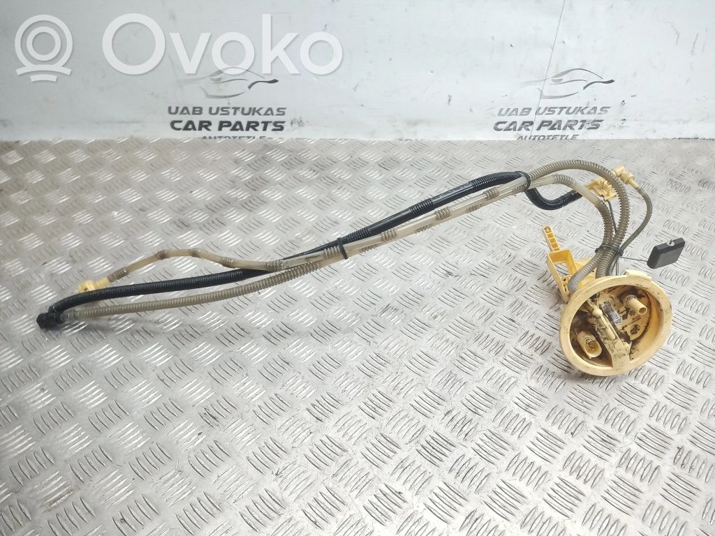 BMW 1 E81 E87 Fuel level sensor 