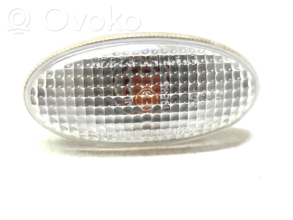 Mazda 3 I Front fender indicator light 