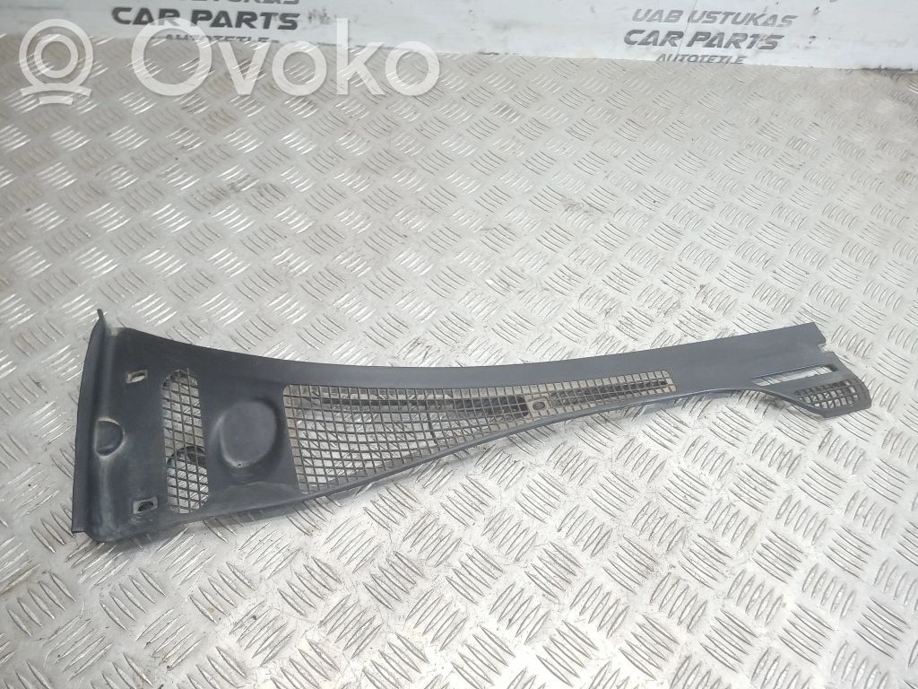 BMW 5 E34 Wiper trim 