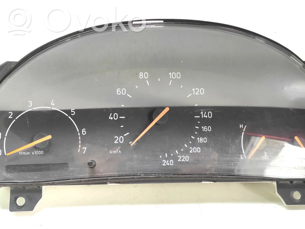 Speedometer (instrument cluster)   5042403K