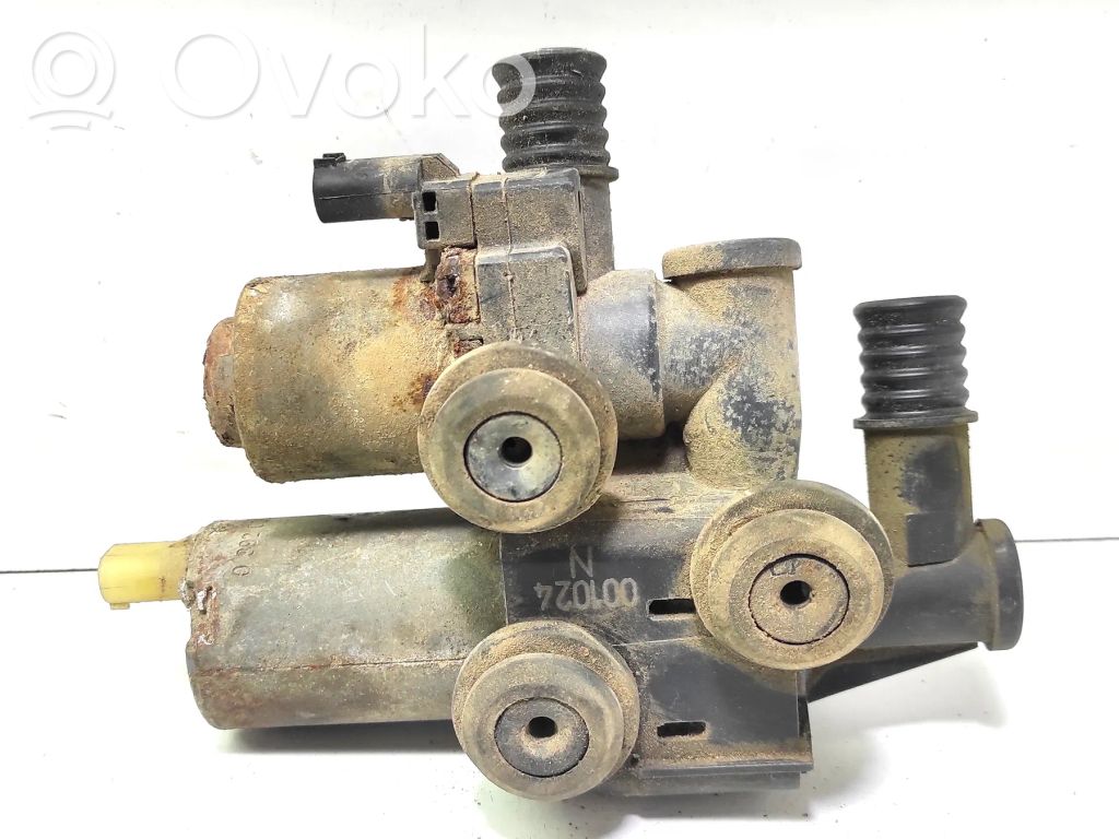 BMW 3 E46 Apsildes radiatora vārsts (-i) 