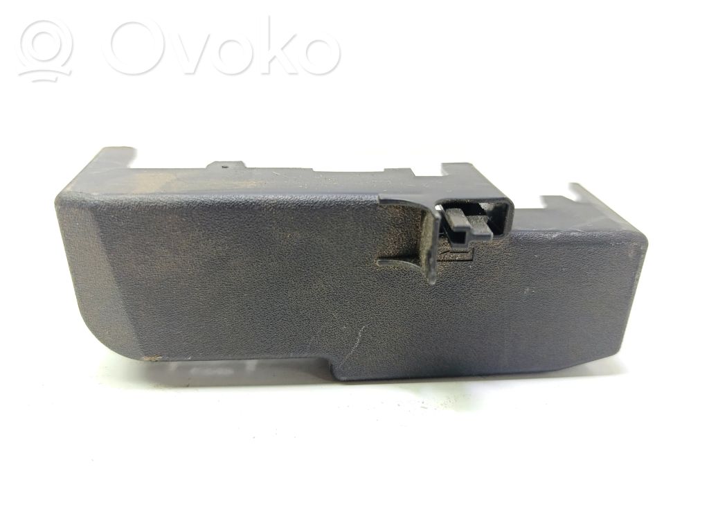 Opel Insignia A Fuse box cover 