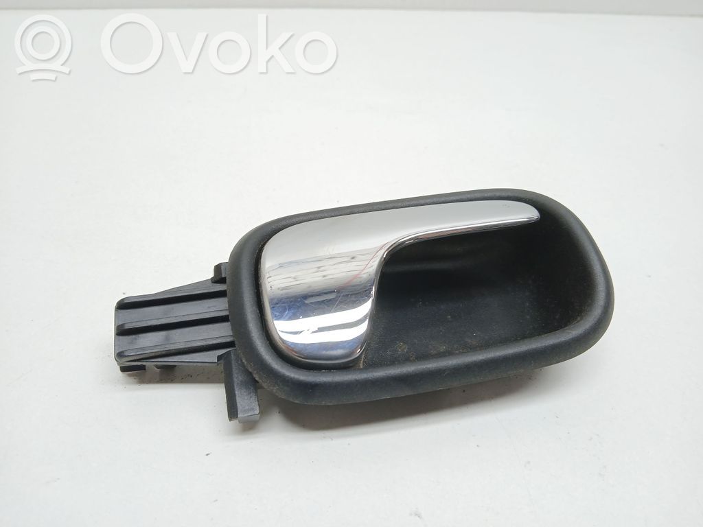 Audi A4 S4 B5 8D Manecilla interna puerta trasera 