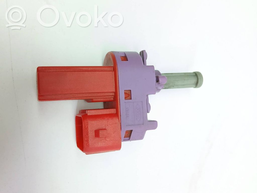 Interruptor sensor del pedal de freno   98AB70534AA