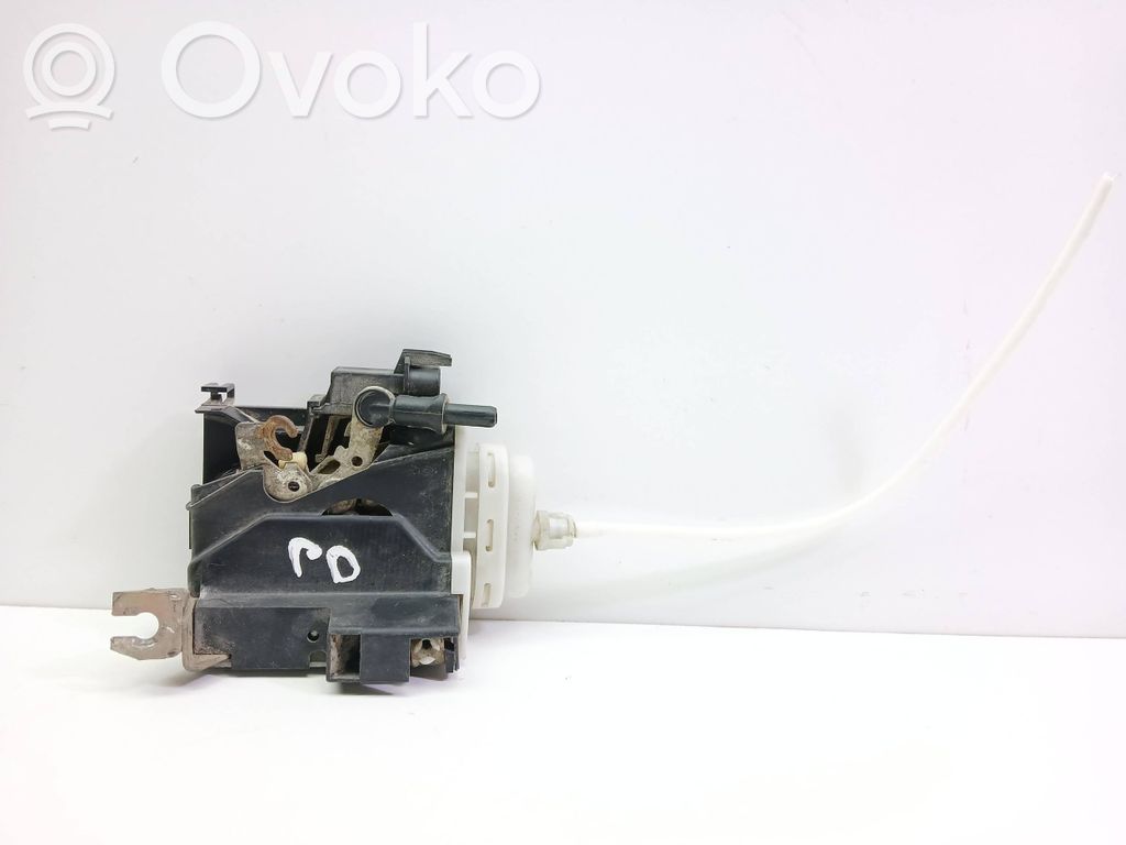 Audi A4 S4 B5 8D Front door lock 