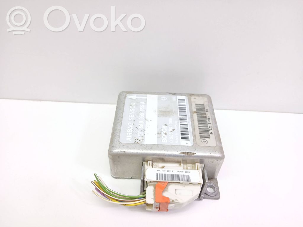 Audi A4 S4 B5 8D Airbagsteuergerät 
