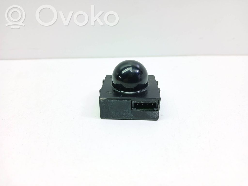 Opel Omega B1 Sensor de luz solar 