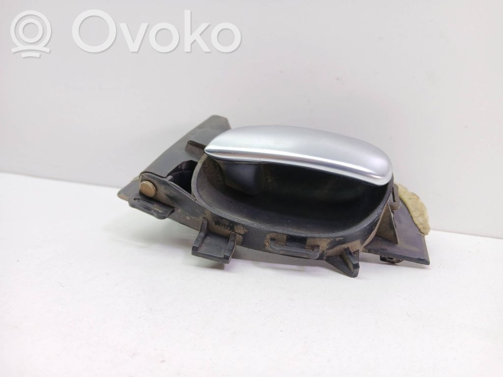 Peugeot 206 Front door interior handle 