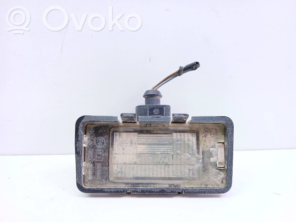 Seat Ibiza III (6L) Lampa oświetlenia tylnej tablicy rejestracyjnej 