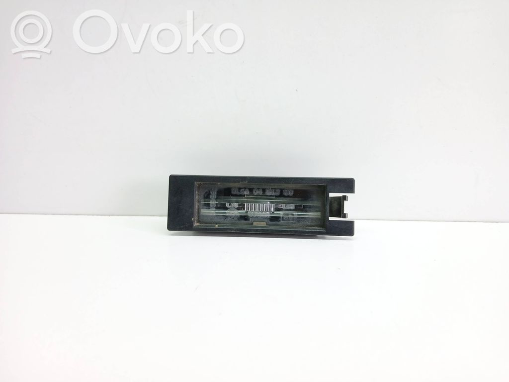 Opel Astra H Rekisterikilven valo 