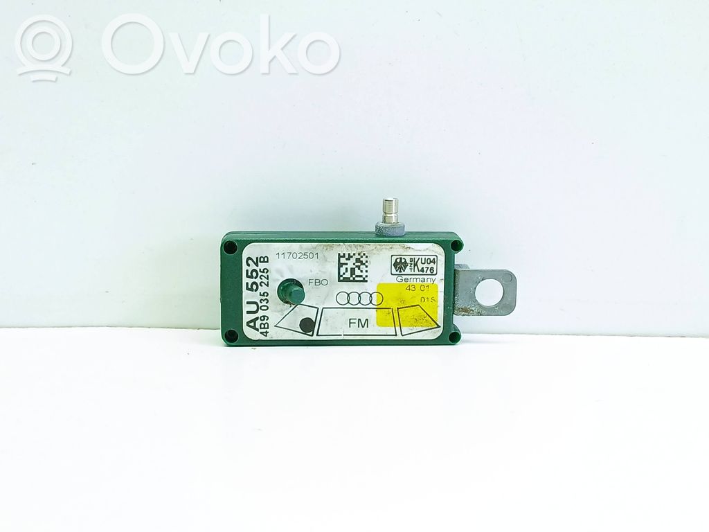 Audi A6 S6 C5 4B Antenos stiprintuvas 