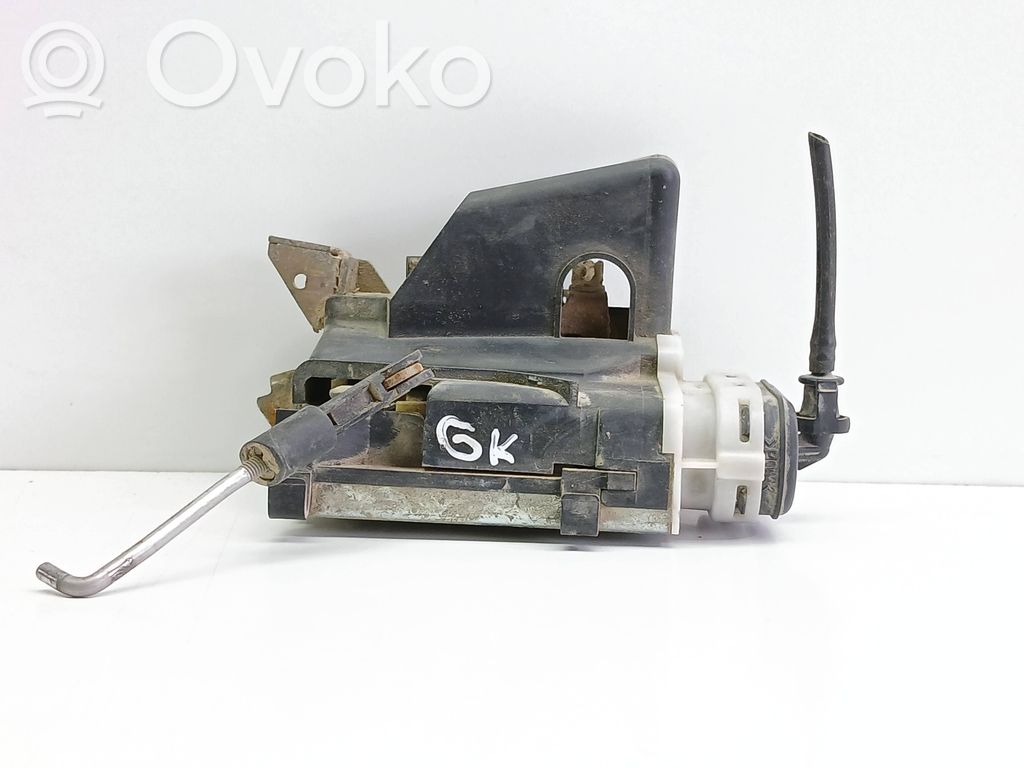 Audi A6 S6 C4 4A Galinių durų spyna 