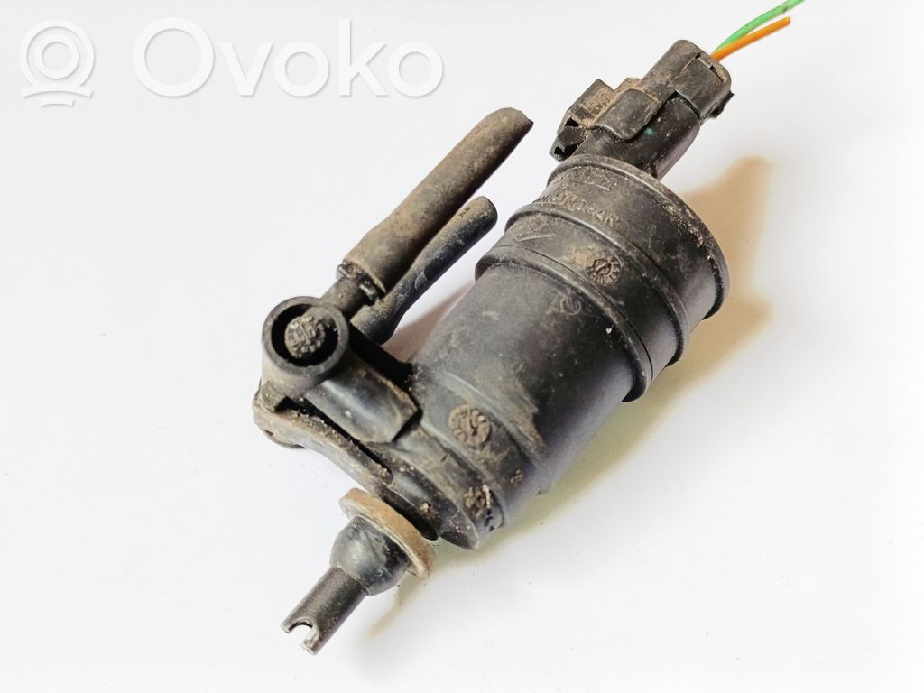Renault Scenic I Windscreen/windshield washer pump 