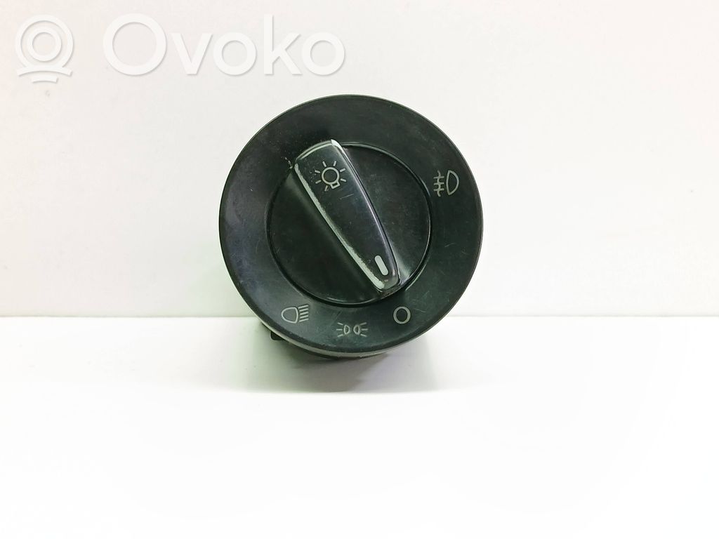 Volkswagen PASSAT B5 Light switch 
