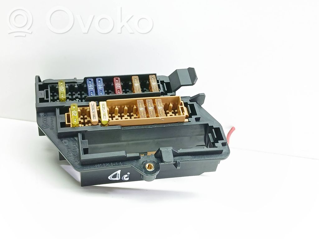 Audi A6 S6 C6 4F Sulakemoduuli 