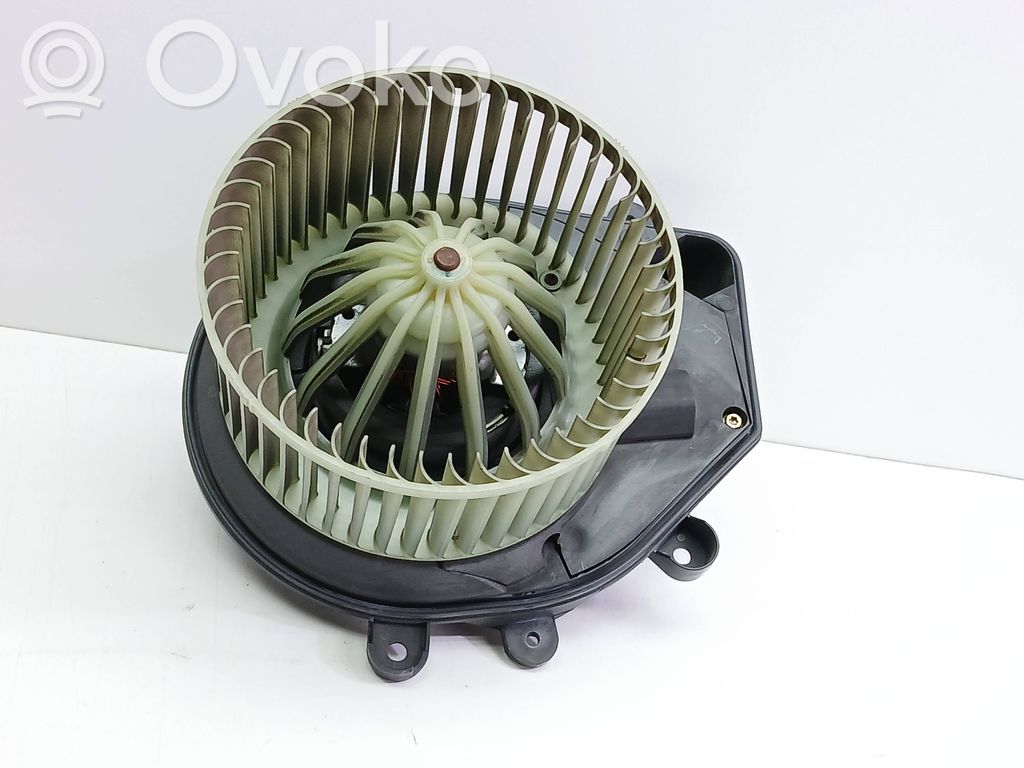 Volkswagen PASSAT B5 Ventilator aerotermă 