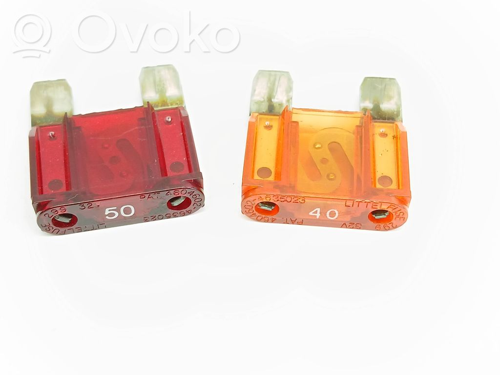 Volkswagen PASSAT B5 Fuse 